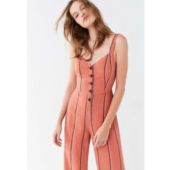 Urban Outfitters Jumpsuit - Picture 6 of 7